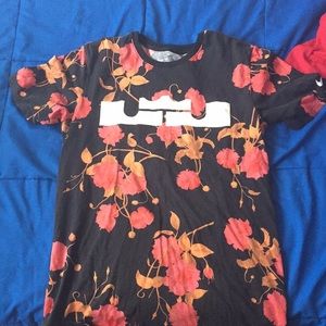 Nike Lebron James Floral Print Graphic Tee